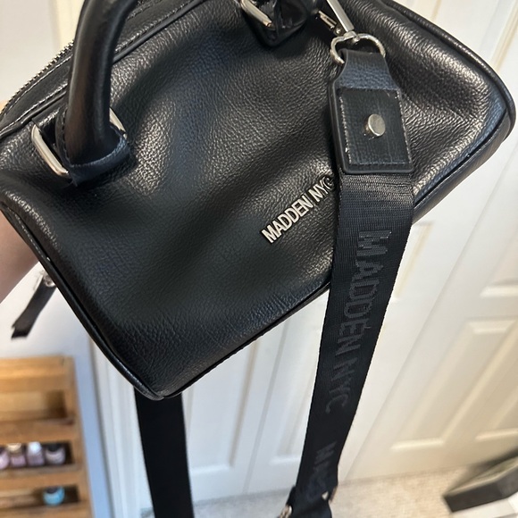 Steve Madden Handbag - Picture 4 of 4